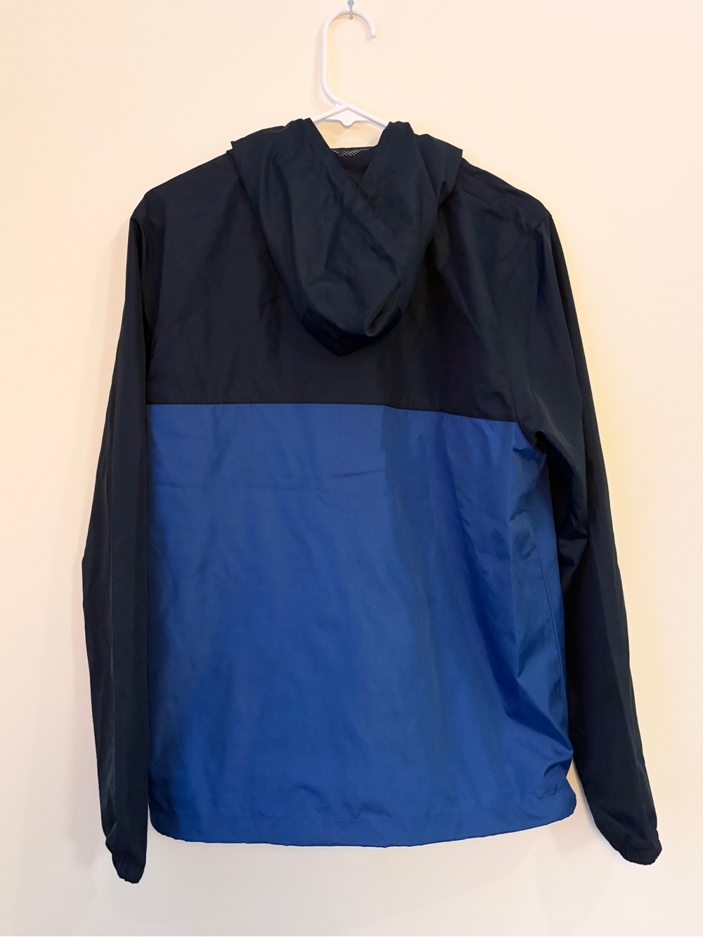 Men's Two-Tone Hooded Windbreaker Jacket - Navy & Royal Blue - Picture 2 of 7